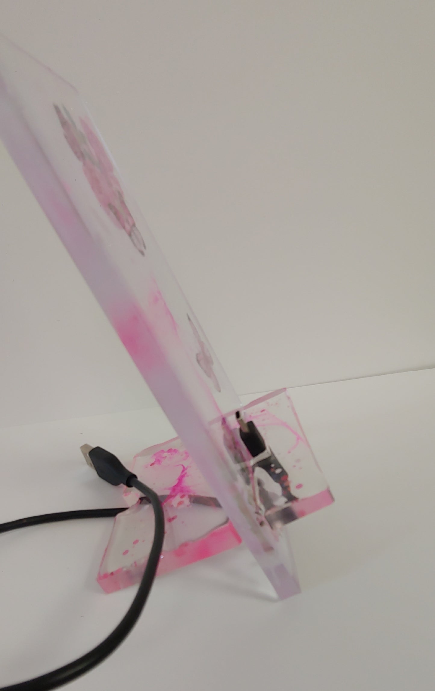 Women’s Custom Pink Phone Stand | Butterfly & Floral Design with Charging Slot